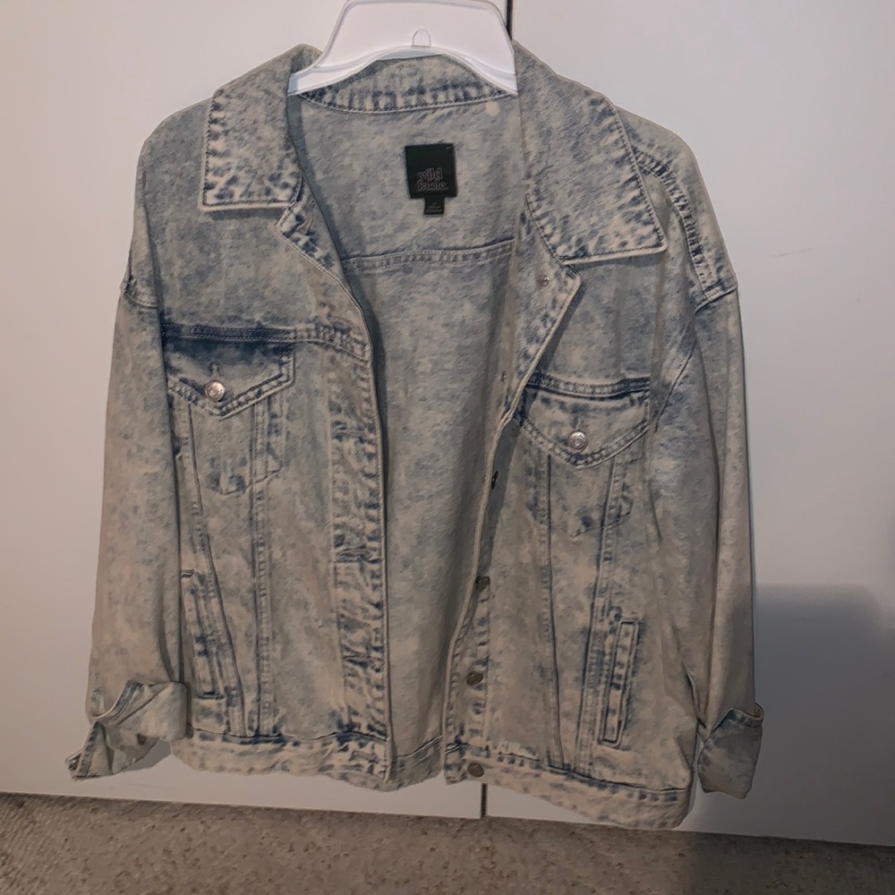Oversized light wash Denim jacket